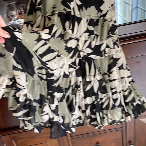 Mix Nouveau Embellished Tiered Skirt M - Picture 8 of 10